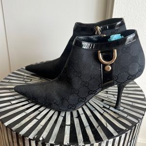 GUCCI Vintage GG Monogram Ankle Boot  size 35/5 excellent condition